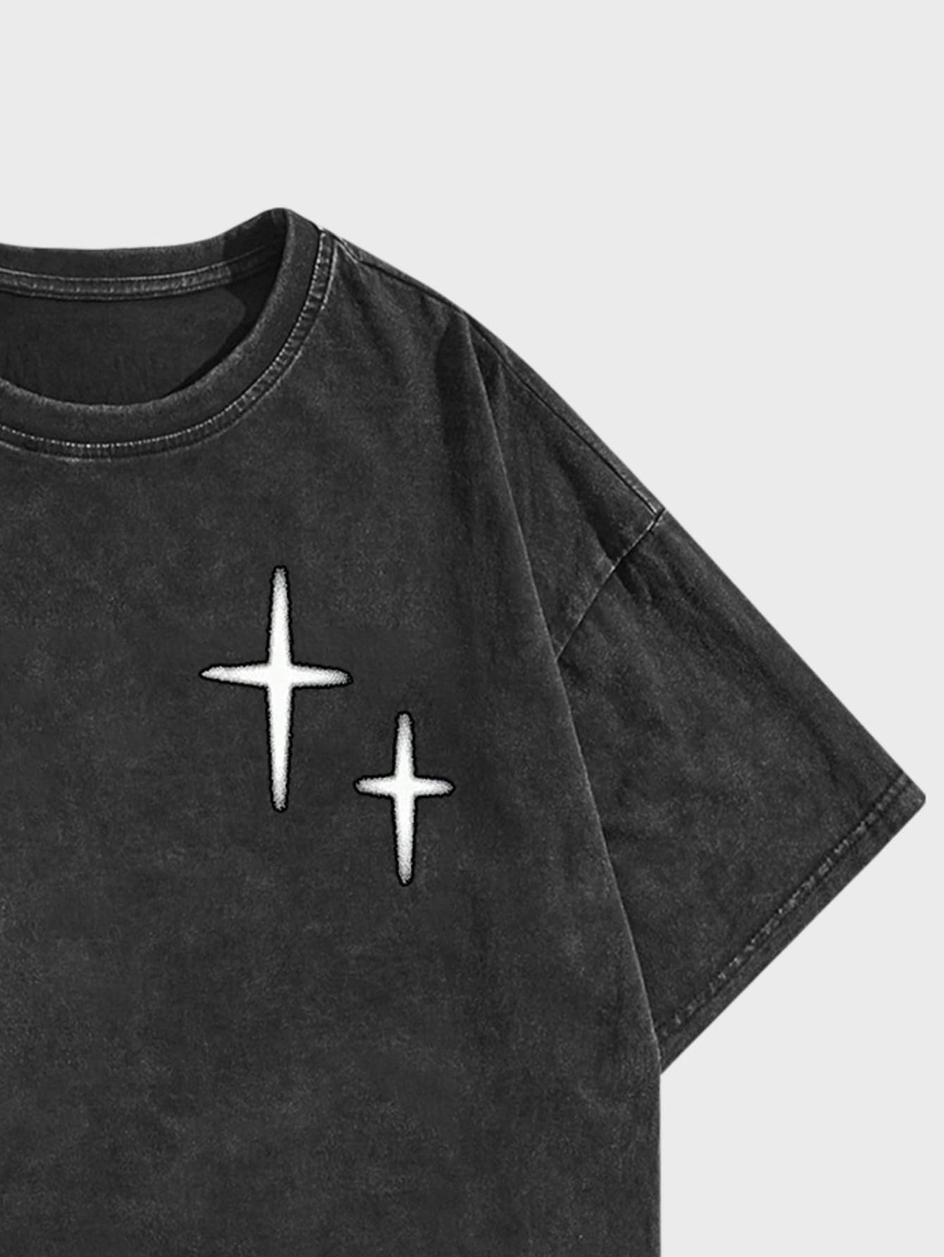 Verdusa Men's Y2k Graphic Tees Short Sleeve Crew Neck Grunge Shirts