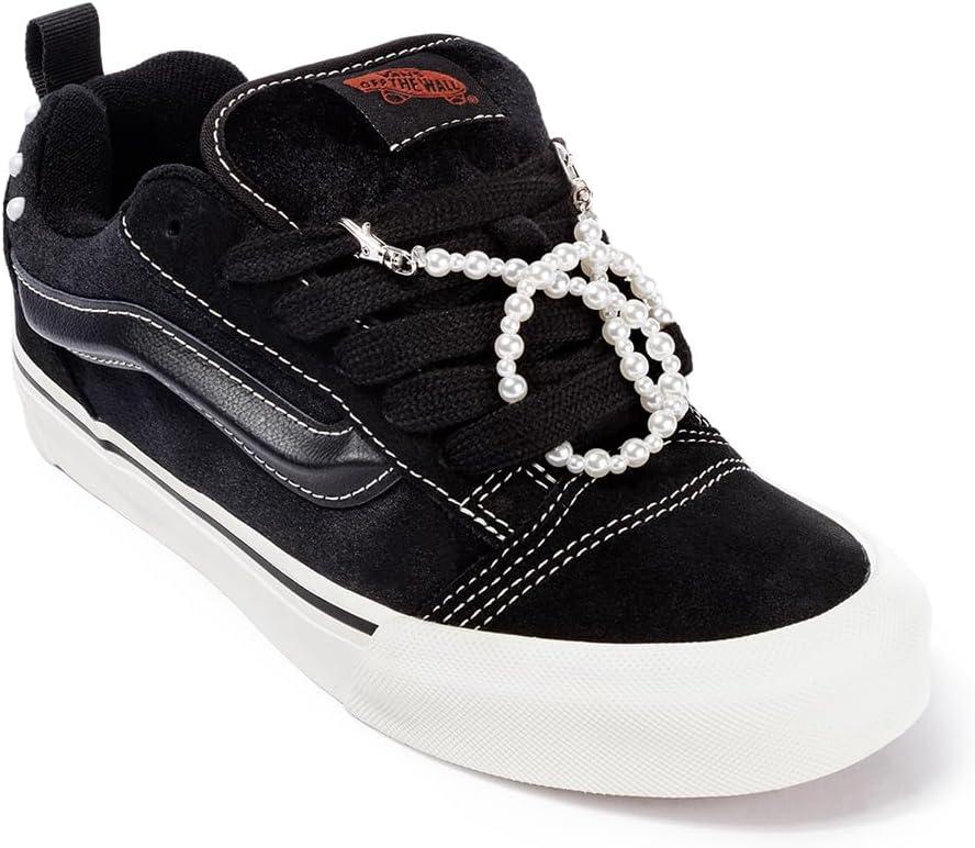 Vans Unisex Adult Knu Skool Shoe - '90s Retro Puffy Low-Top Fashion Sneakers for Men & Women
