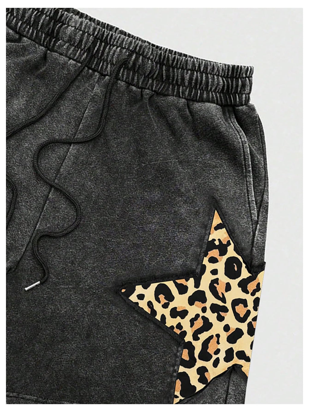 VIPWOLF Men's Star Graphic Y2k Shorts Distressed Track Shorts Streetwear