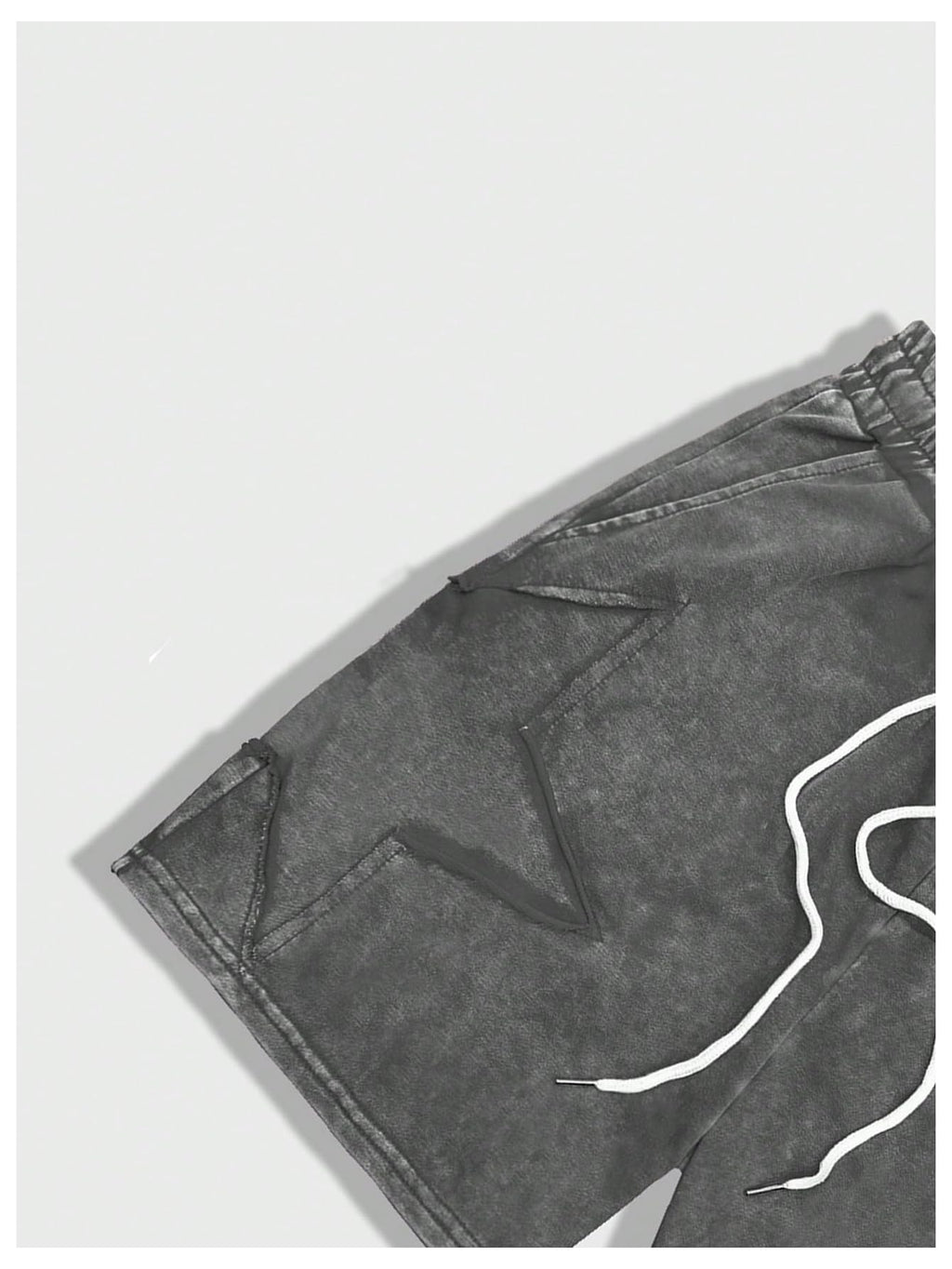 VIPWOLF Men's Star Graphic Y2k Shorts Distressed Track Shorts Streetwear