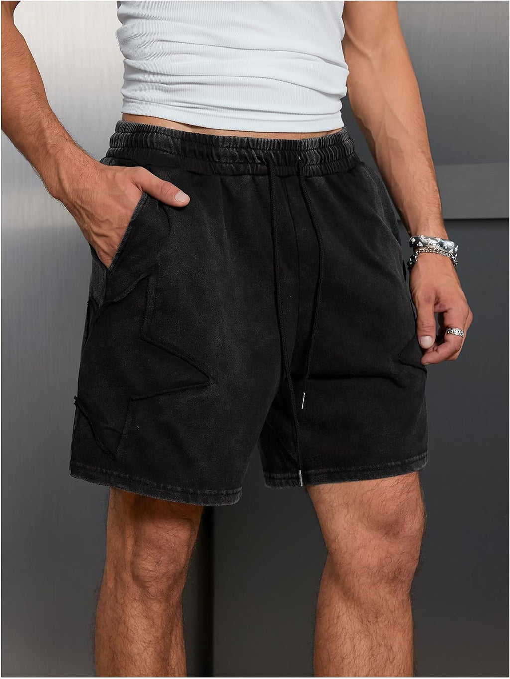 VIPWOLF Men's Star Graphic Y2k Shorts Distressed Track Shorts Streetwear