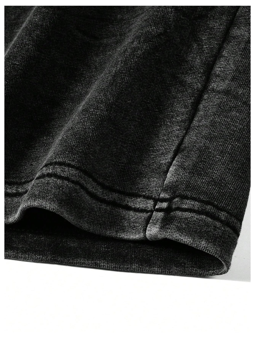 VIPWOLF Men's Star Graphic Y2k Shorts Distressed Track Shorts Streetwear