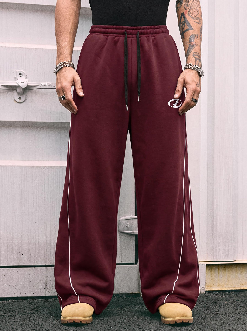QJQ Men's Baggy Track Pants Casual Wide Leg Striped Side Sweatpants Drawstring Elastic Waist Y2k Streetwear