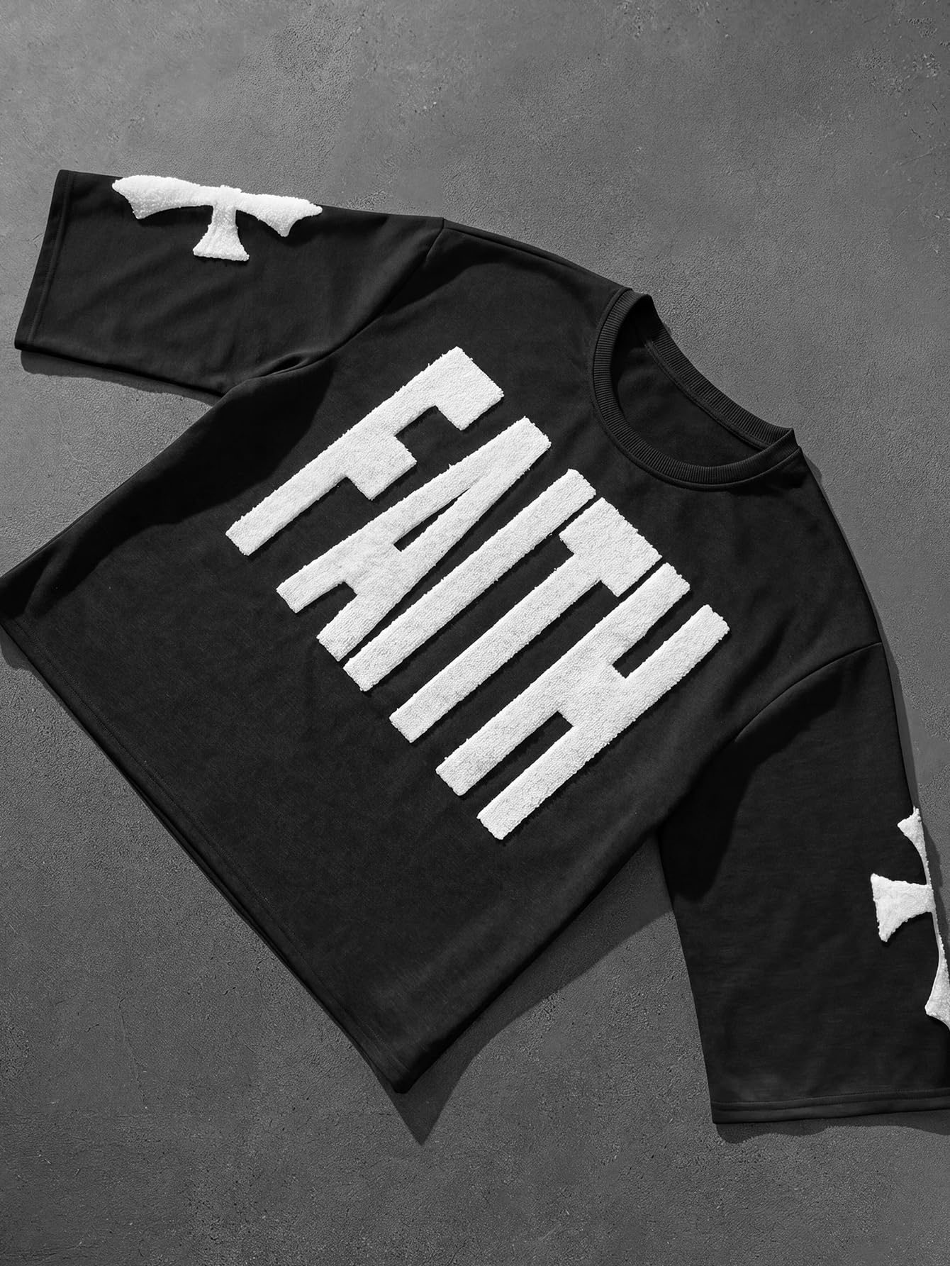 Verdusa Men's Oversized Graphic Tees Streetwear Y2K Grunge Summer Tops